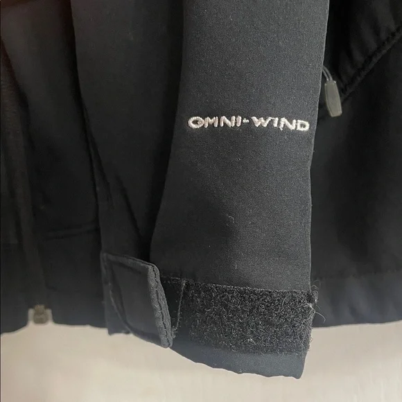 Columbia Women's Black Omni Wind Jacket - Picture 4 of 16